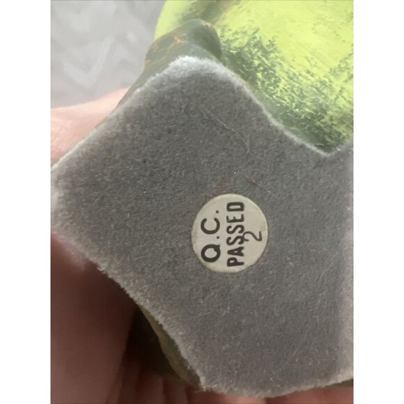 Vintage 90s Pete Apsit Frog Toad Figurine Large Eyes Spring Hat Bee See Pics - Picture 6 of 8